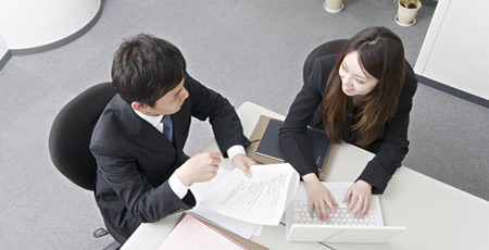 新しい派遣先で勤務開始